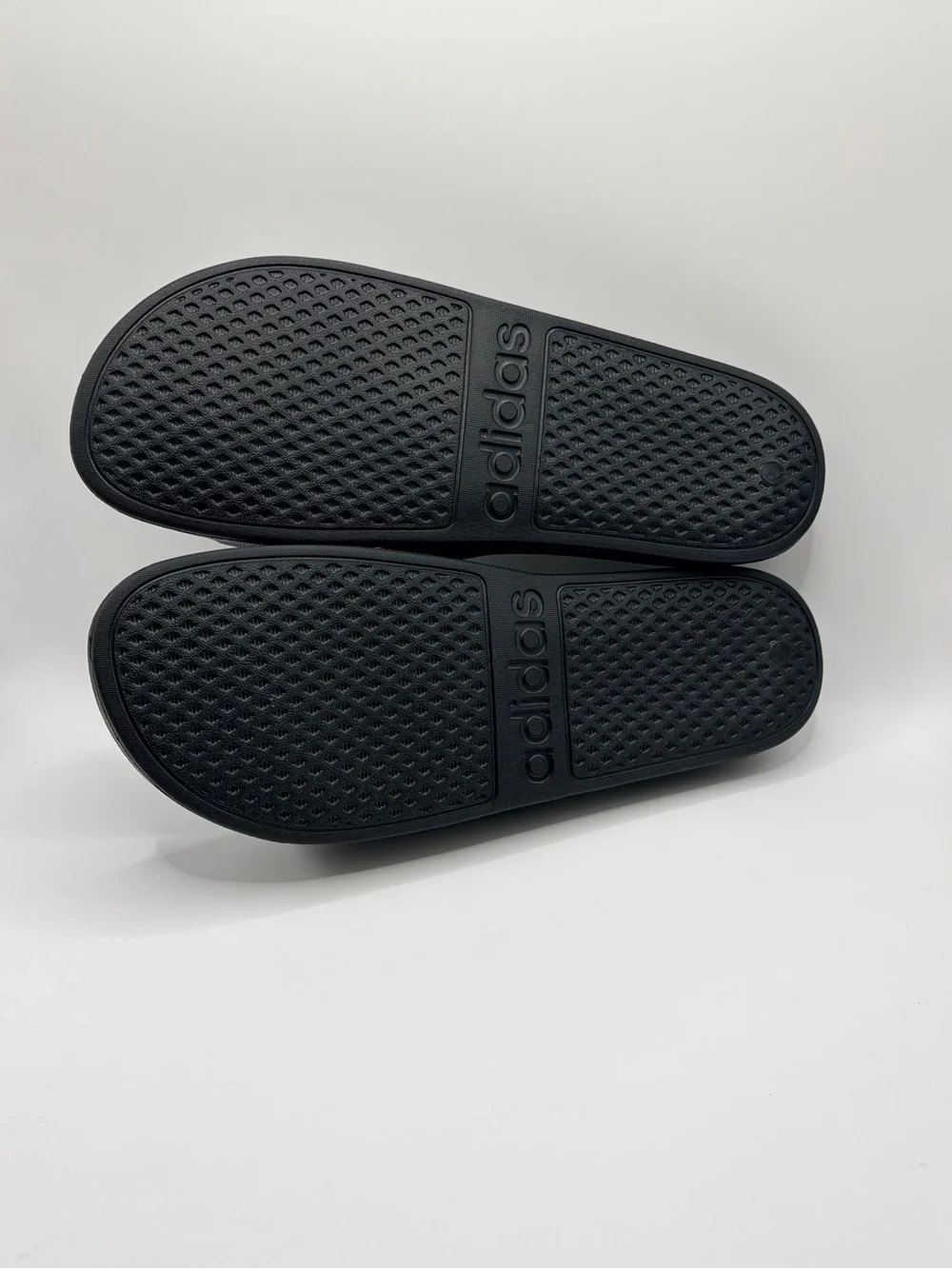 adidas Men's Adiletre Aqua Black Slide Sandals with Ribbed Strap